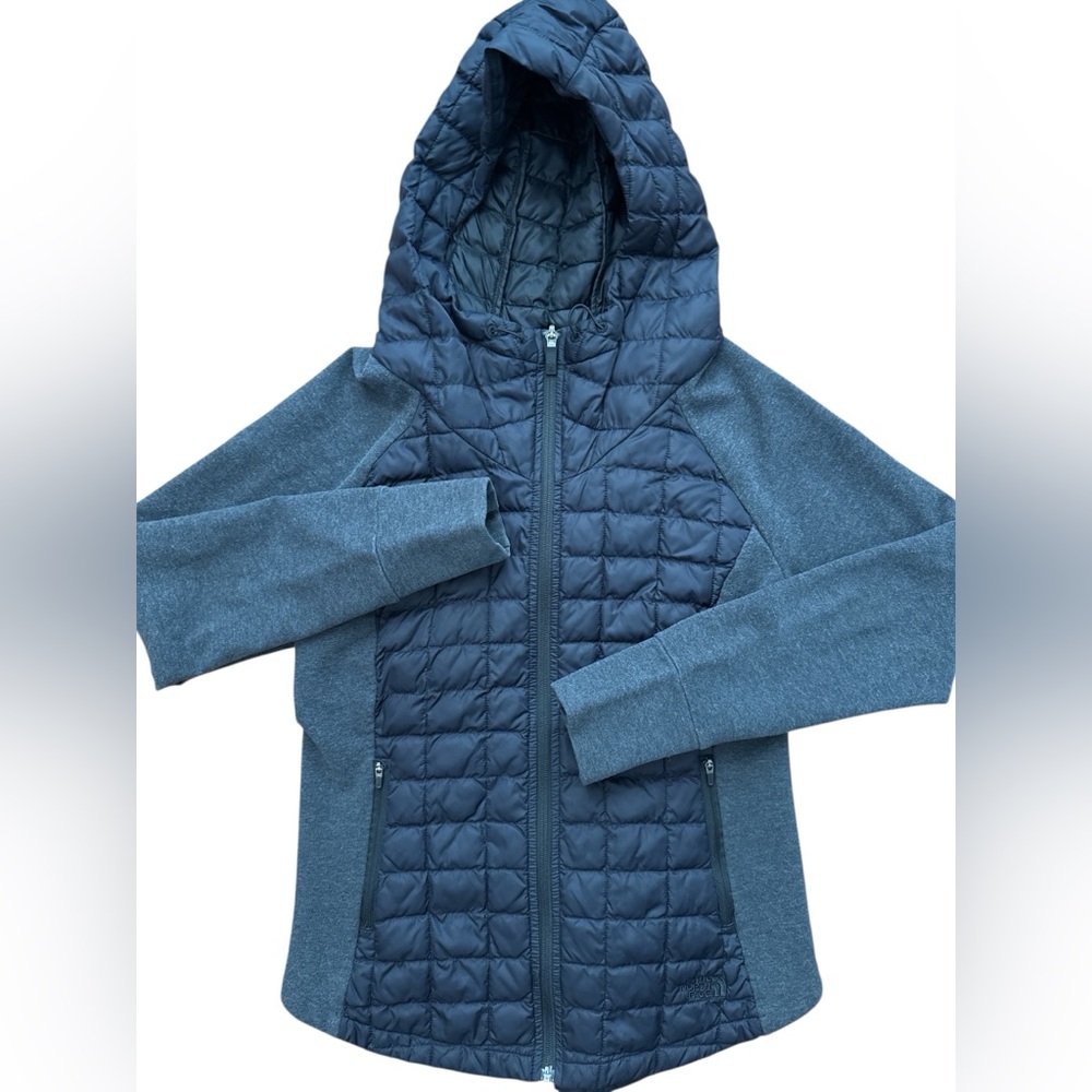 The North Face Women’s ThermoBall Jacket Black Quilted Full Zip Size Medium Logo